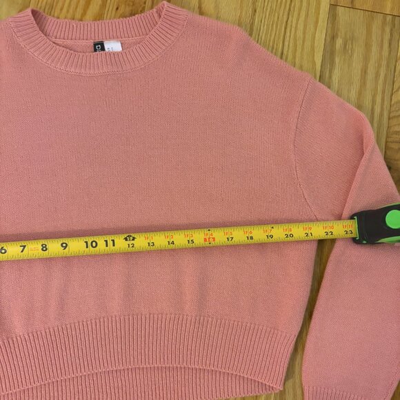 H&M | Pink Crew Neck Sweater | Small - Picture 3 of 6